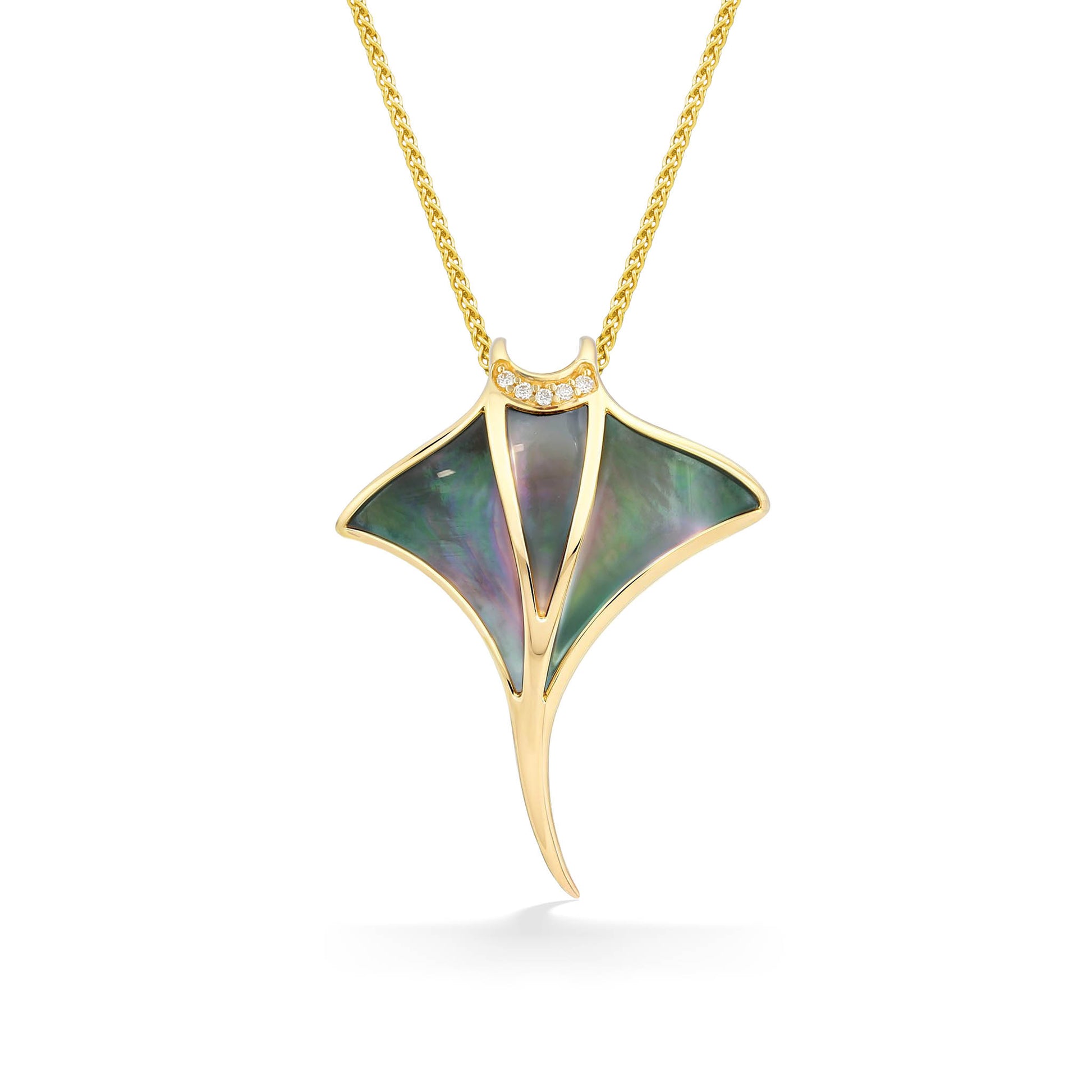 722473 - 14K Yellow Gold - Kabana Tahitian Mother of Pearl Manta Ray Pendant